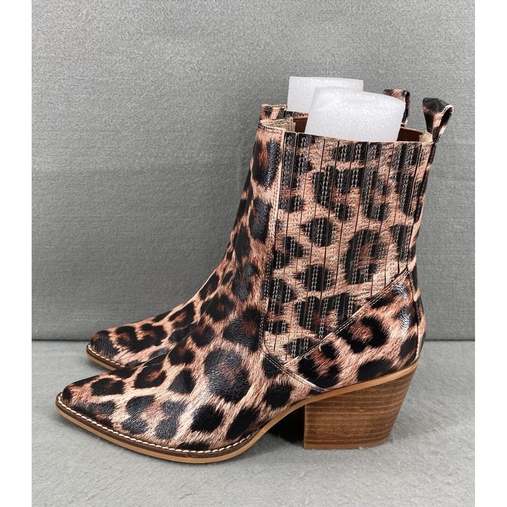 Leopard Print Heeled Boots Women’s Size 7.5